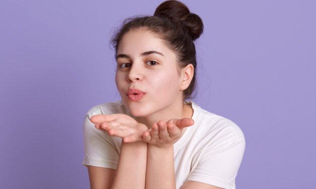 Best Care Tips for Soft and Healthy Lips