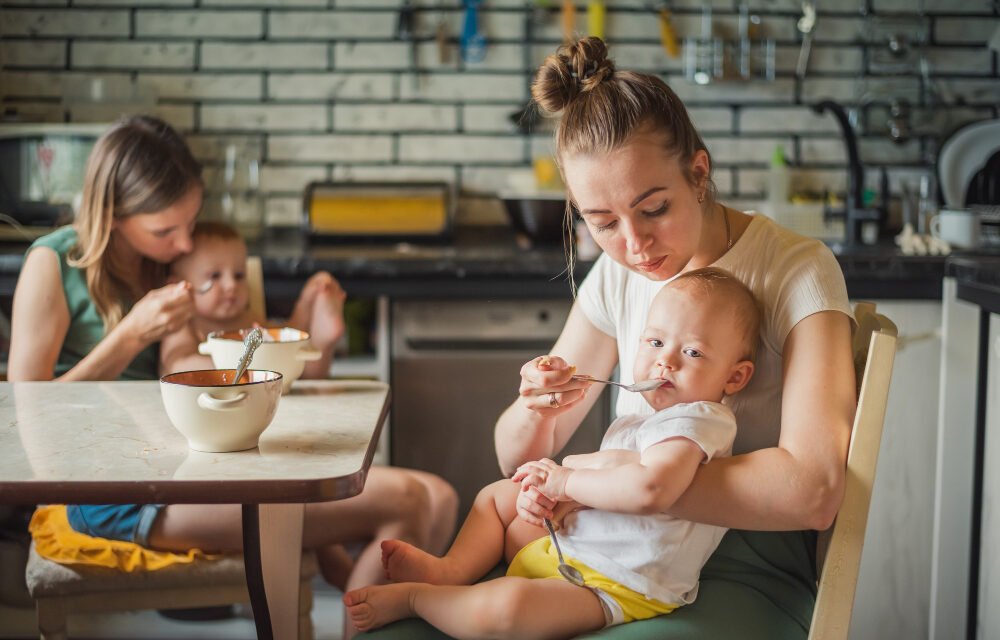 Transitioning from Breastfeeding to Solid Foods: A Step-by-Step Guide for New Parents