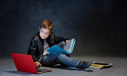 Screen vs Study Time: Finding the Right Balance for Kids