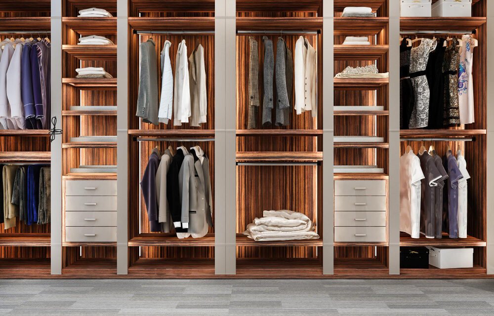 Capsule Wardrobe: Versatile Closet with Fewer Pieces