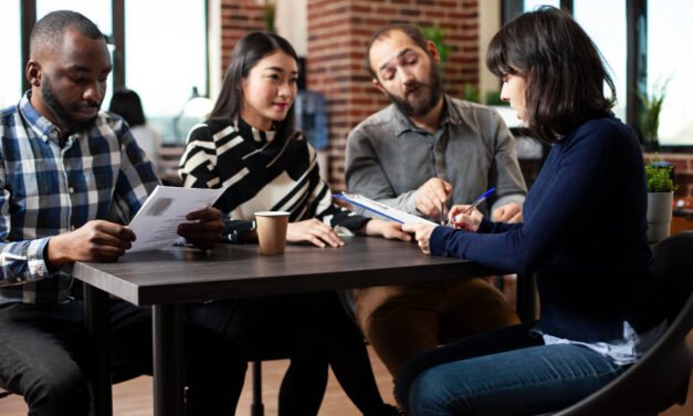 Group Discussions vs. Personal Interviews