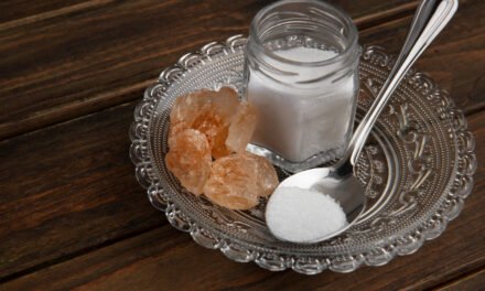 DIY Skincare with Fitkari: Natural Alternatives to Chemical Products