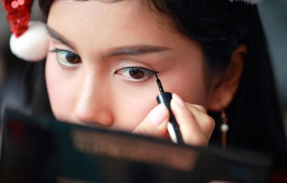 Homemade Eyeliner: Safe, Affordable and Customizable