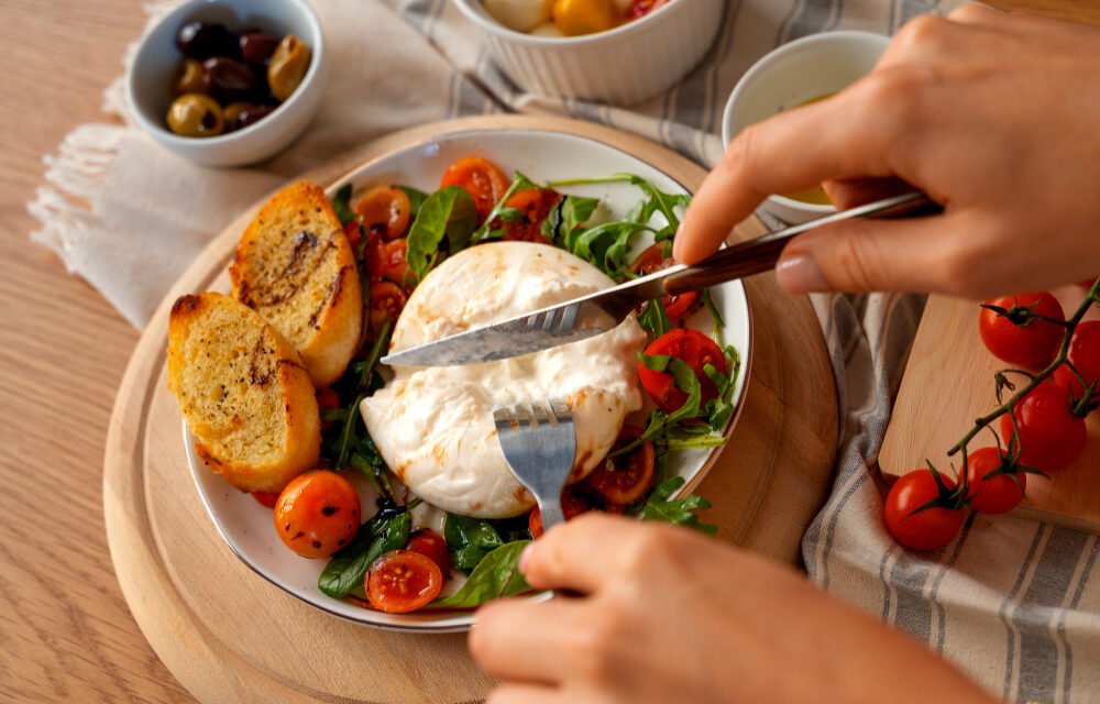 Foods and Habits for a Healthier Smile-Say Cheese!