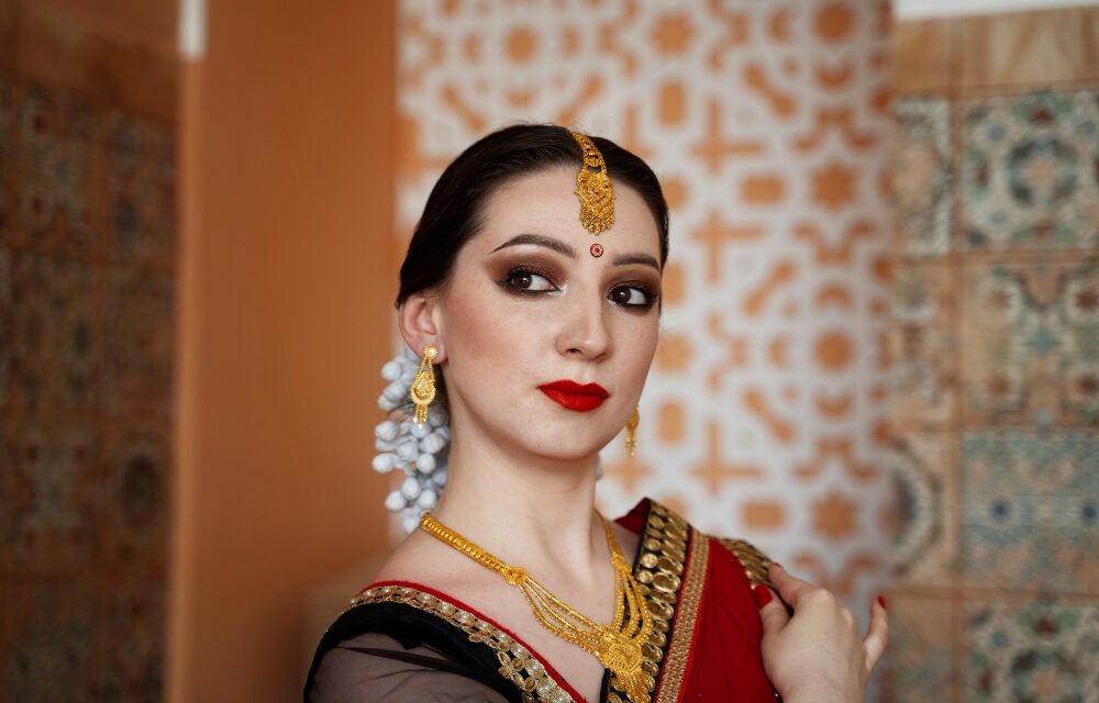 Styling Indian Jewellery with Modern Outfits: A Contemporary Twist