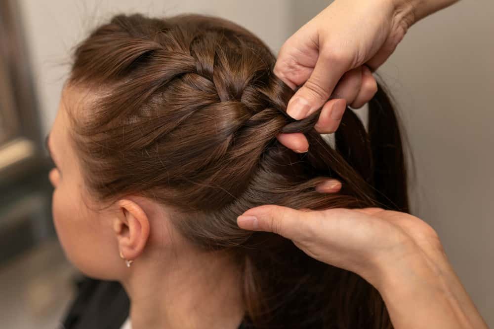 Easy waves hairstyle for an effortless everyday glam look