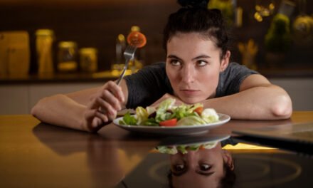 Skipping Meals: Weight Loss Shortcut or Health Risk?