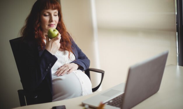 Best Tips for Pregnant Women to Manage Stress Naturally