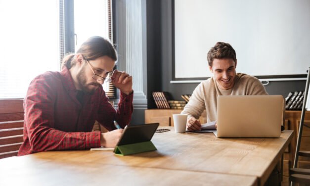 Freelancing vs. Full-Time Jobs: Which is Right for You?