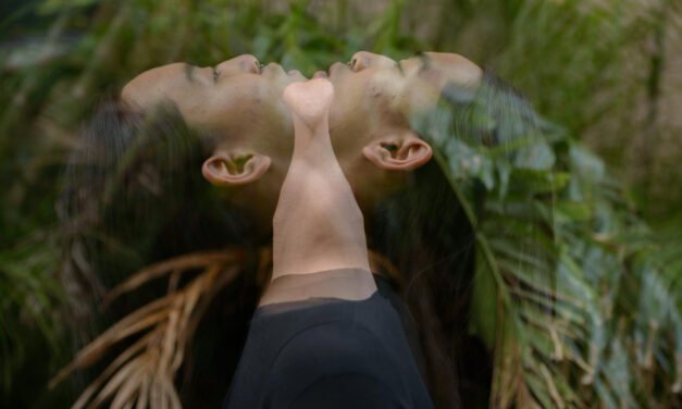 Aura Warning Signs That Need Cleansing ASAP