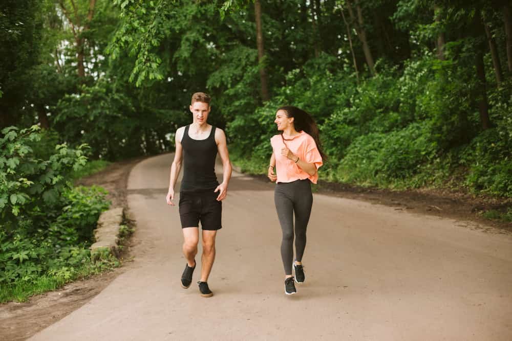 Walking 30 minutes every day in a park for better heart health